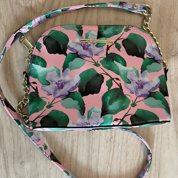 Steve Maden floral purse with gold tone hardware - Picture 4 of 11